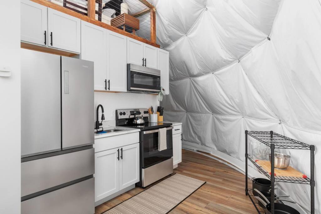Dream Dome - Romantic Getaway, Hot Tub, Ac, Wifi, National Park 8 Min Luray Bagian luar foto