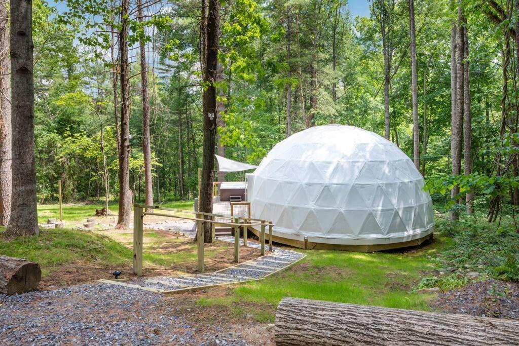 Dream Dome - Romantic Getaway, Hot Tub, Ac, Wifi, National Park 8 Min Luray Bagian luar foto